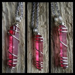 🌙🖤Blood Red Quartz Crystal Necklace